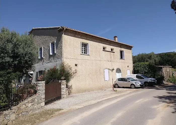 Appartement 2 Reginu, Plaine, Speloncato Pour 3 Personnes Apartmán *
